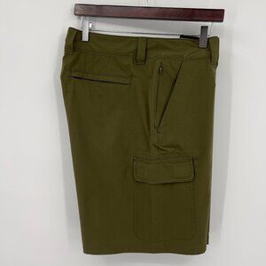 Orvis Men's 36 Olive Cargo Shorts Polyester Durable & Comfortable